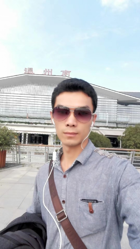 错把真心喂了狗的第三张照片--周宁认干亲服务网